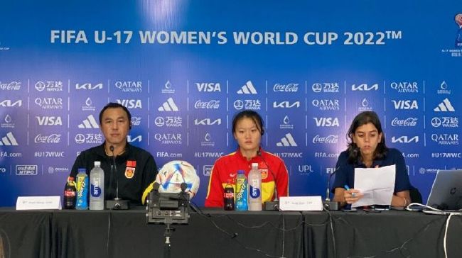 欧美国产校园春色